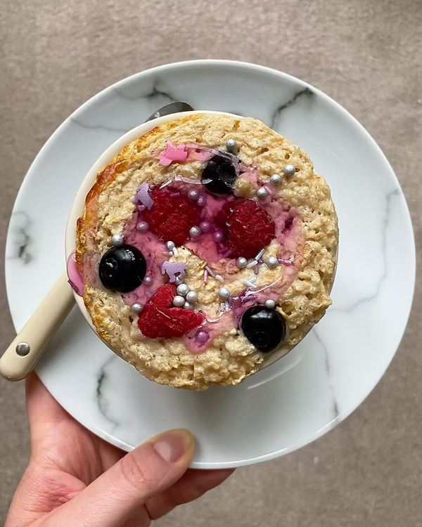 Berries and Baobab Baked Oats